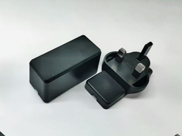 插墙式外壳（黑色）